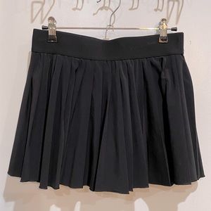 Aritzia TNA Tennis Skirt Skort Black